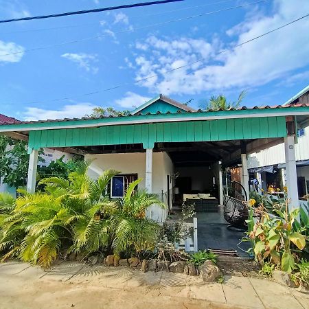 Sam'S Guesthouse M'Pai Bay ロンサレム島 エクステリア 写真